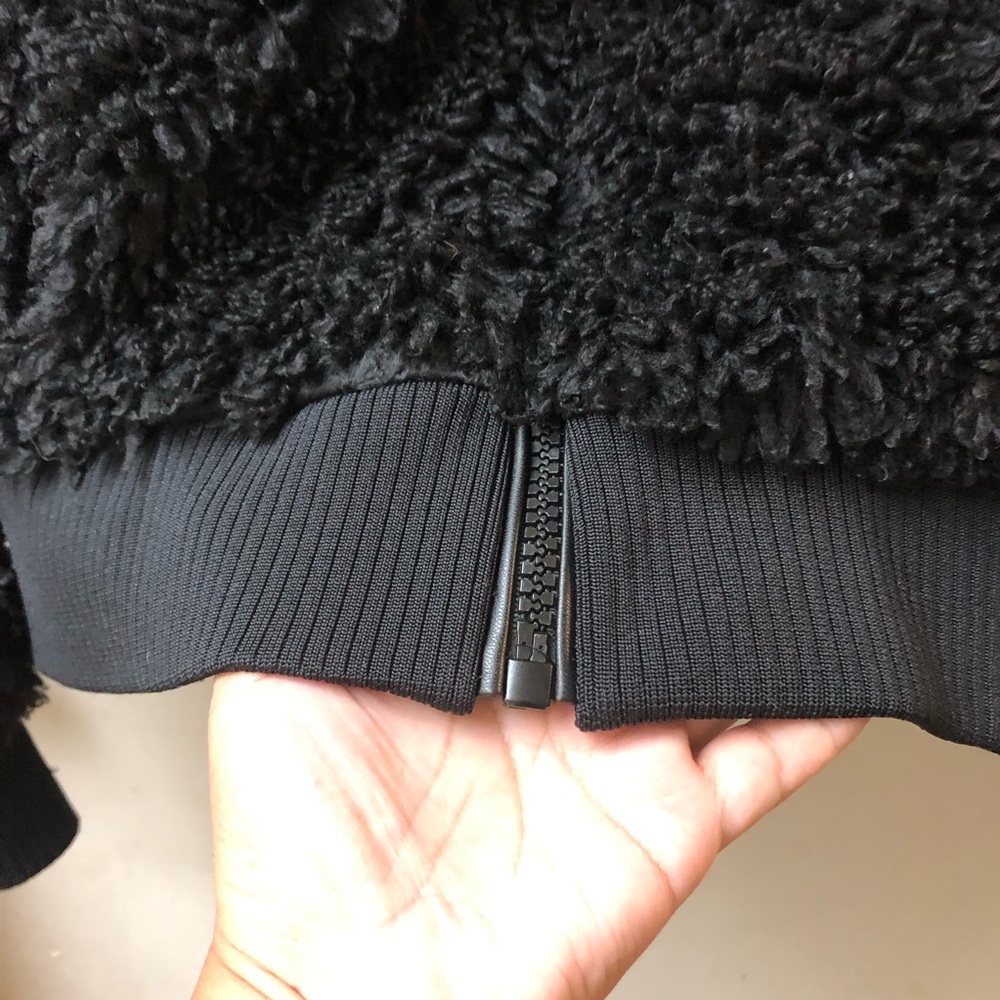 Zara Teddy Crop Jacket || Black - Picture 8 of 13